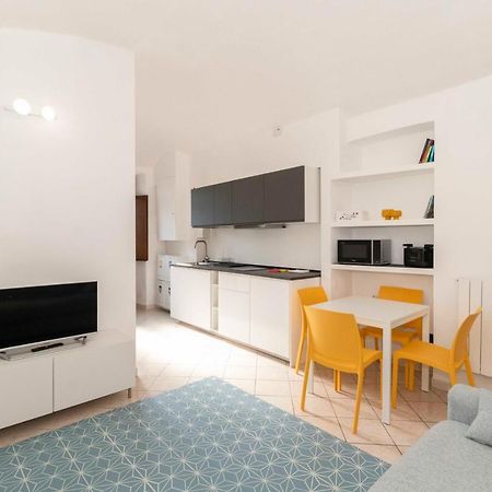 Colourful Flat San Donato Lägenhet Turin Exteriör bild