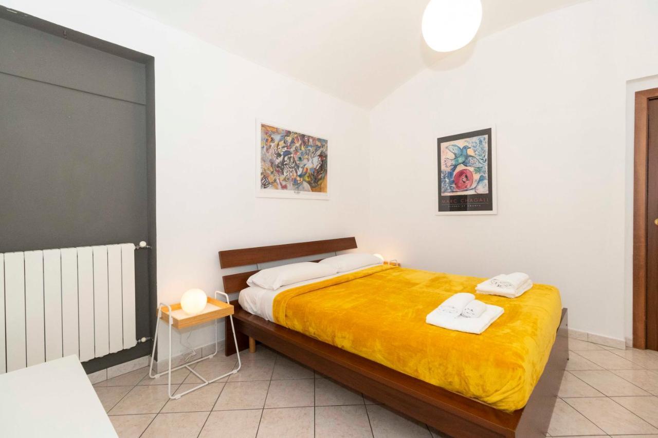 Colourful Flat San Donato Lägenhet Turin Exteriör bild