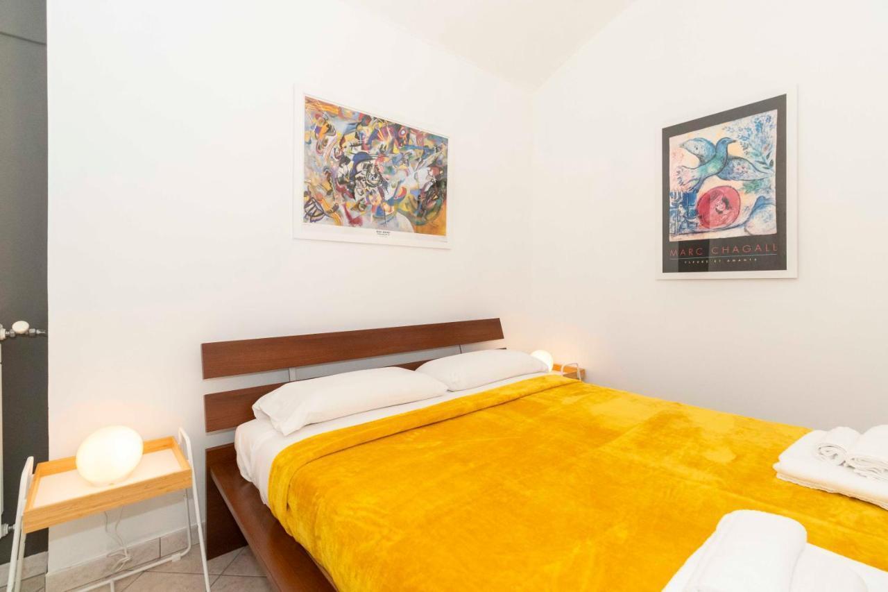 Colourful Flat San Donato Lägenhet Turin Exteriör bild